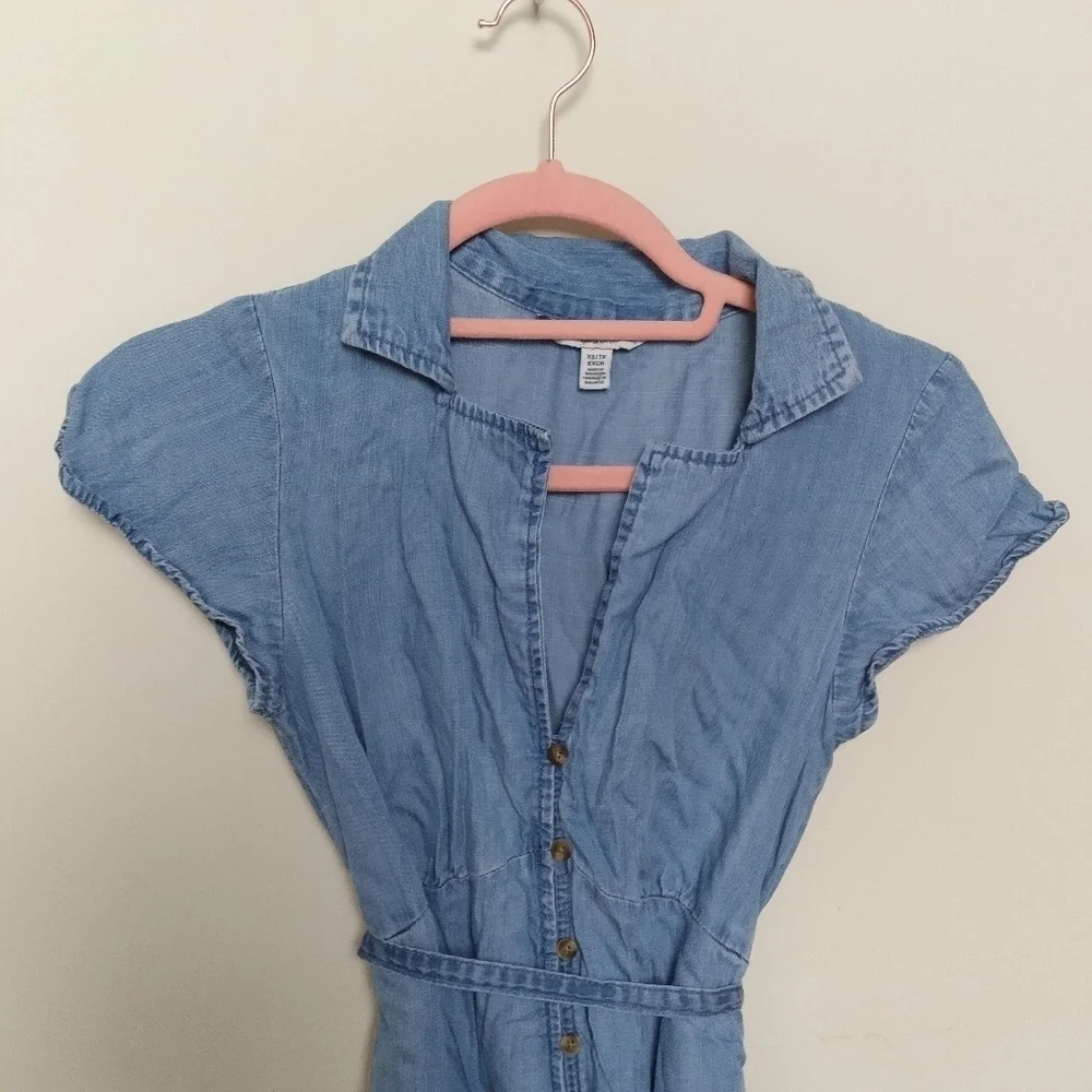 American Eagle Light Wash Chambray Button Up Short Sleeve Romper Size XS - Picture 4 of 11